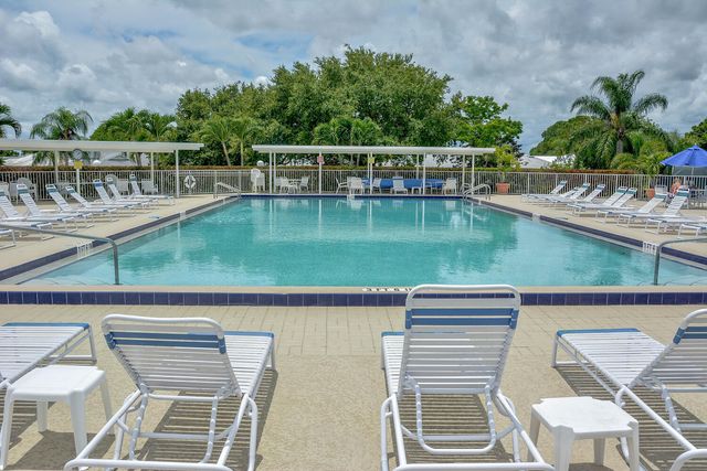 18081 SE Country Club Drive 26-256, Jupiter, FL 33469