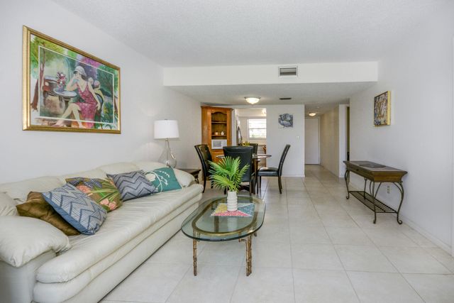18081 SE Country Club Drive 26-256, Jupiter, FL 33469