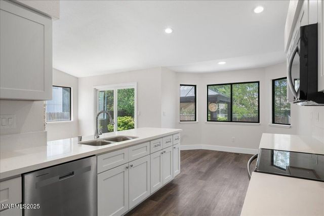 1716 Canyon Terrace Drive, Sparks, NV 89436