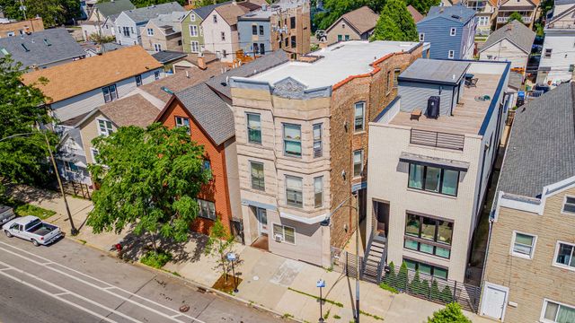 1627 N Kedzie Avenue, Chicago, IL 60647