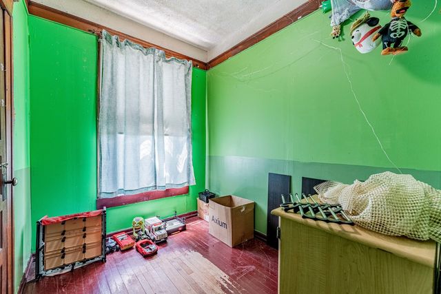 1627 N Kedzie Avenue, Chicago, IL 60647