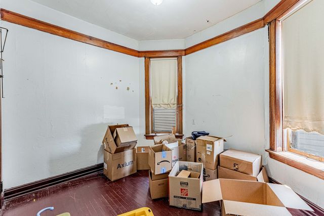 1627 N Kedzie Avenue, Chicago, IL 60647