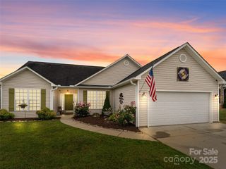 144 Haw River Road, Fletcher, NC 28732