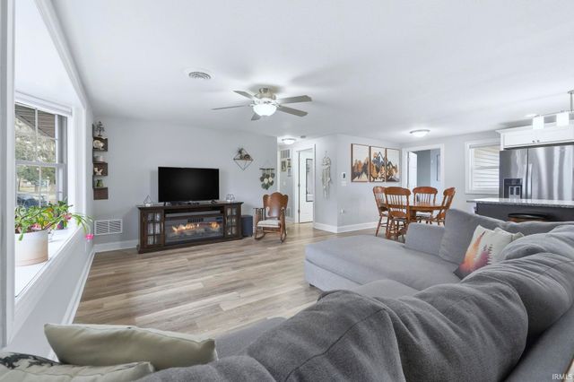 241 Twillo Run Drive, New Haven, IN 46774