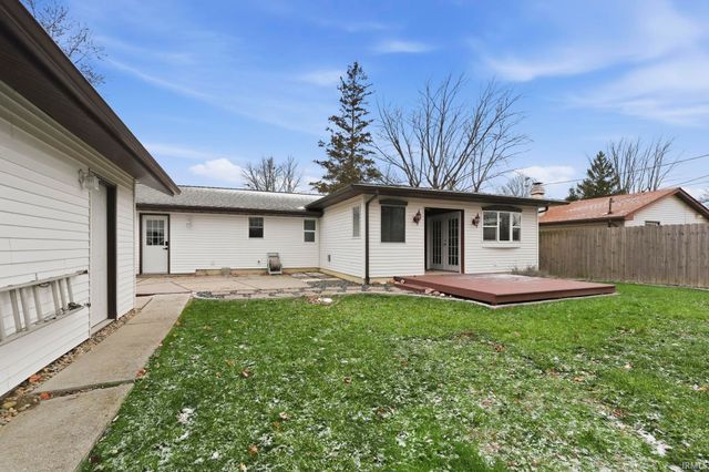 241 Twillo Run Drive, New Haven, IN 46774