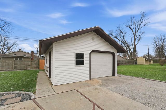 241 Twillo Run Drive, New Haven, IN 46774