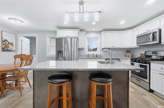 241 Twillo Run Drive, New Haven, IN 46774