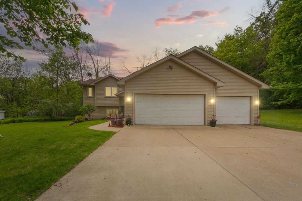 9074 Bagley Avenue, Northfield, MN 55057