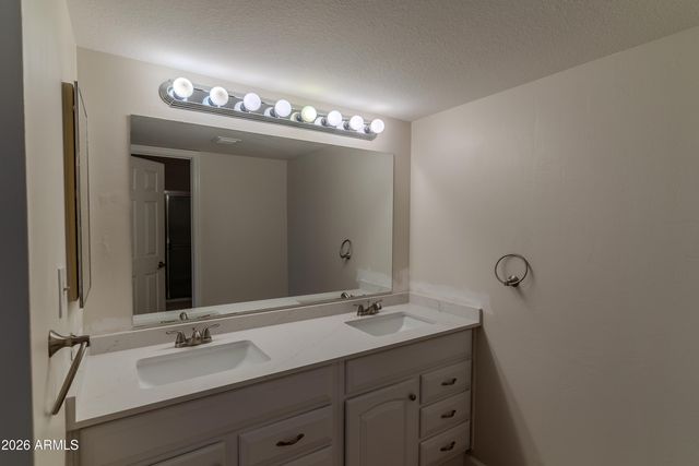 9450 N 94TH Place 214, Scottsdale, AZ 85258