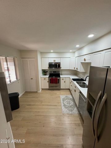 9450 N 94TH Place 214, Scottsdale, AZ 85258