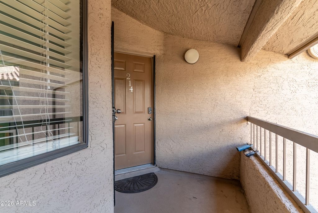 9450 N 94TH Place 214, Scottsdale, AZ 85258 — photo 2
