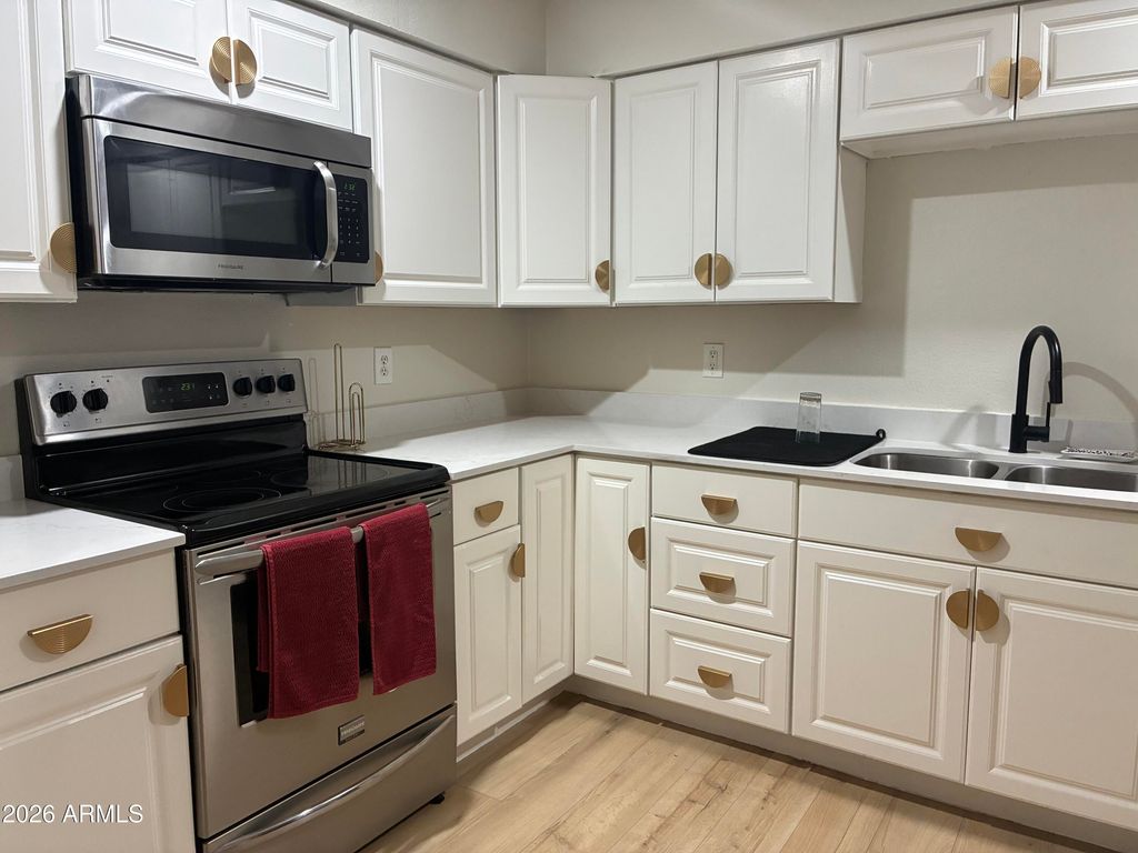 9450 N 94TH Place 214, Scottsdale, AZ 85258 — photo 4