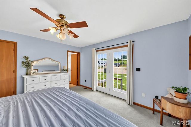70 Hartley Lane, Elsberry, MO 63343