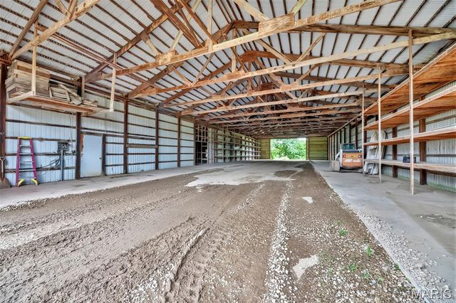 70 Hartley Lane, Elsberry, MO 63343