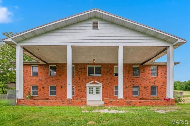 70 Hartley Lane, Elsberry, MO 63343