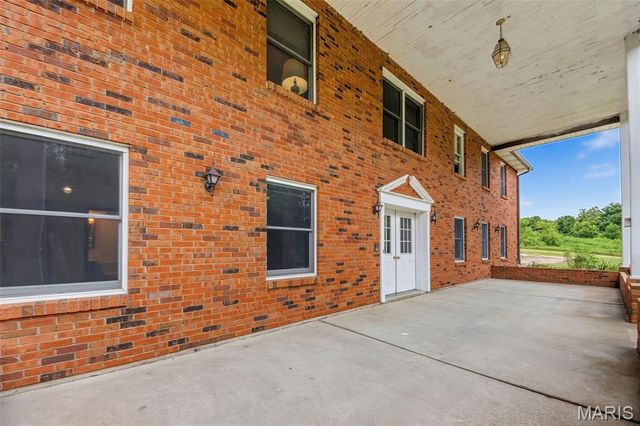 70 Hartley Lane, Elsberry, MO 63343