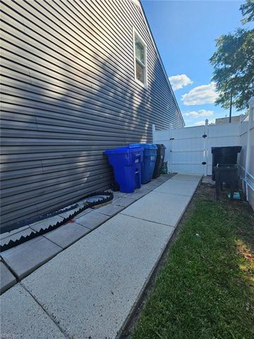 1808 Haviland DR, Virginia Beach, VA 23454