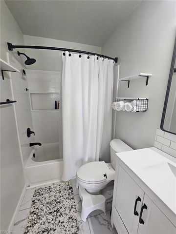 1808 Haviland DR, Virginia Beach, VA 23454