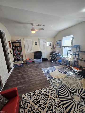 1808 Haviland DR, Virginia Beach, VA 23454