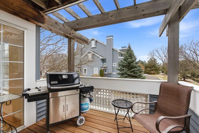 15665 24th Avenue N E, Plymouth, MN 55447