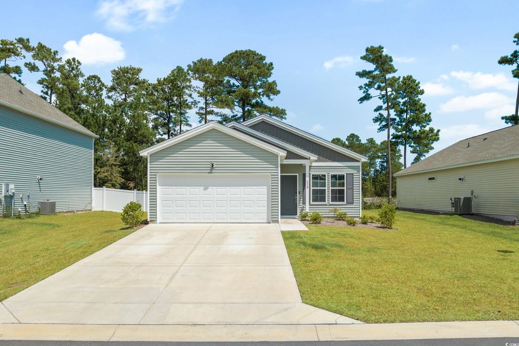 228 Averyville Dr., Conway, SC 29526
