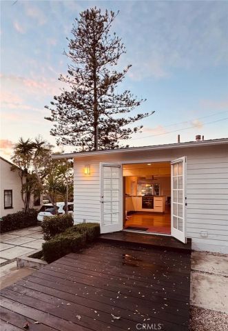 645 Thalia Street, Laguna Beach, CA 92651