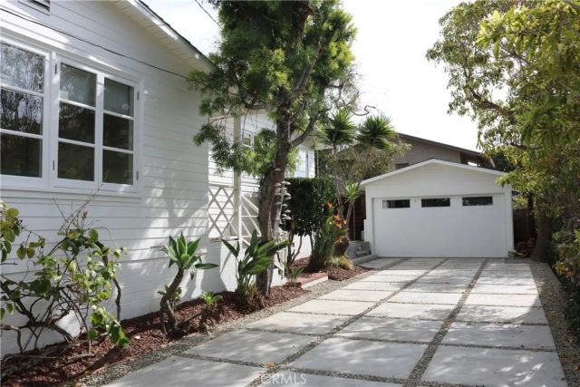 645 Thalia Street, Laguna Beach, CA 92651