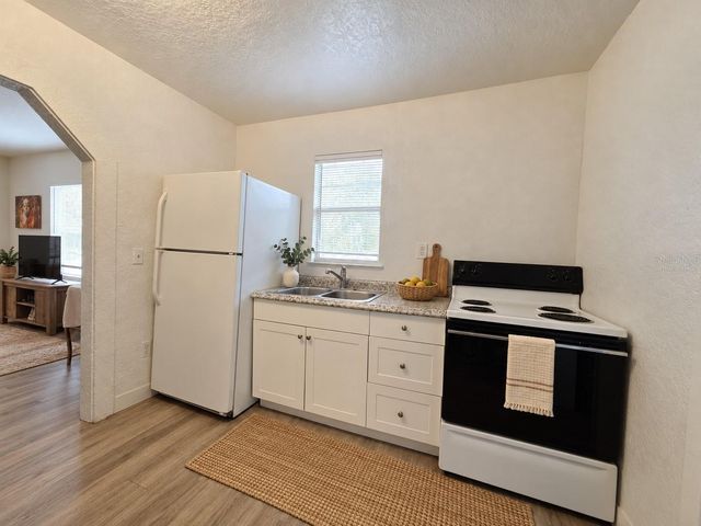 905 NICHOLSON STREET, Clearwater, FL 33755