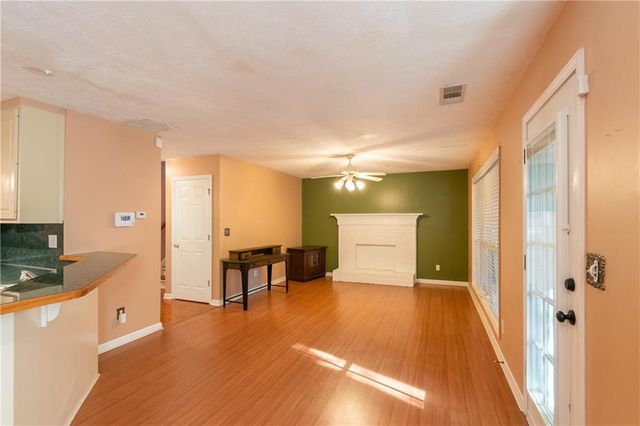 819 Simon Way, Lawrenceville, GA 30045