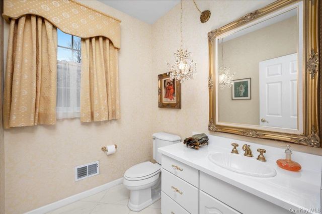 179 Sprain Road, Scarsdale, NY 10583