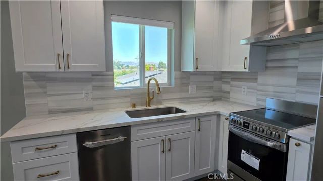 6518 Royer, West Hills, CA 91307