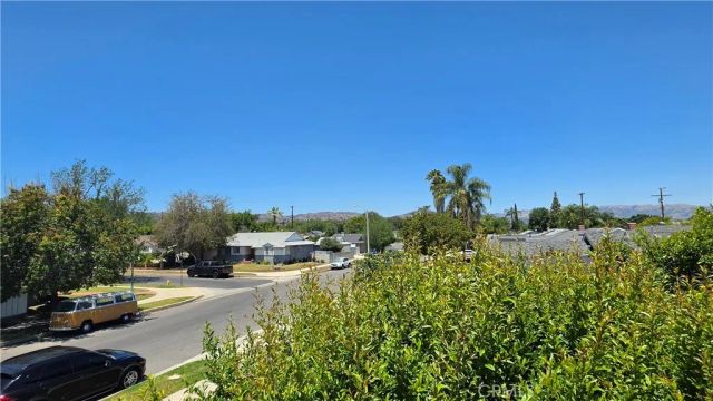 6518 Royer, West Hills, CA 91307