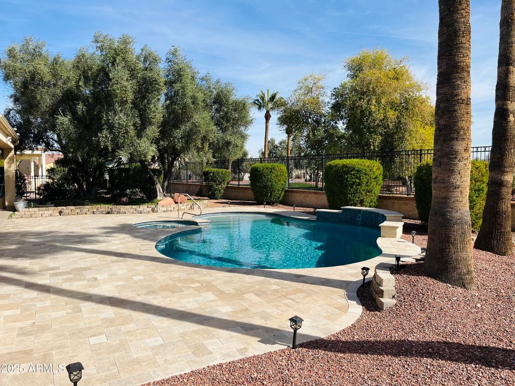 13417 W LA VINA Drive, Sun City West, AZ 85375