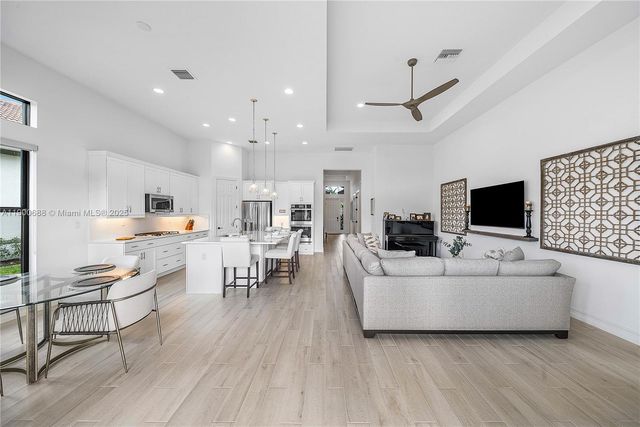 11908 Fortress Run, Parkland, FL 33076