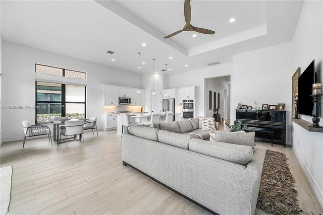 11908 Fortress Run, Parkland, FL 33076