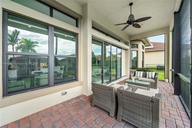 11908 Fortress Run, Parkland, FL 33076