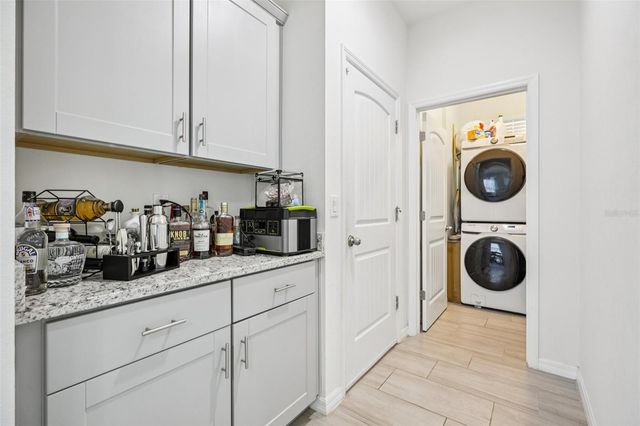 16385 ADMIRALS COVE LANE, Winter Garden, FL 34787