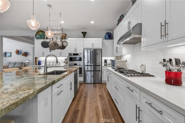 11748 Ambling Way, Corona, CA 92883