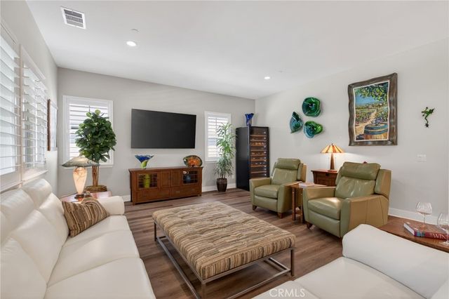 11748 Ambling Way, Corona, CA 92883