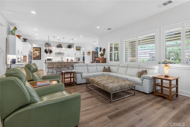 11748 Ambling Way, Corona, CA 92883