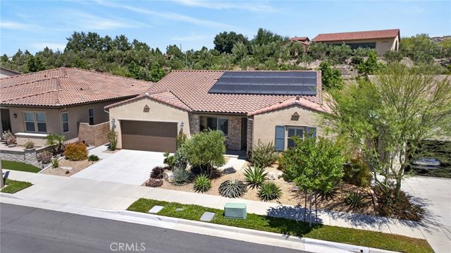 11748 Ambling Way, Corona, CA 92883