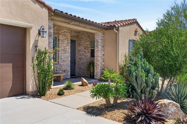 11748 Ambling Way, Corona, CA 92883