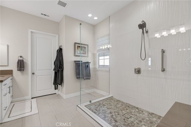 11748 Ambling Way, Corona, CA 92883