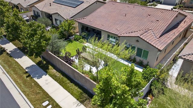 11748 Ambling Way, Corona, CA 92883