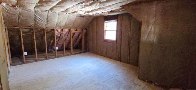 14 West Forrest Drive, Enfield, CT 06082