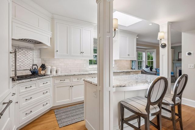 4517 Wooddale Avenue, Edina, MN 55424
