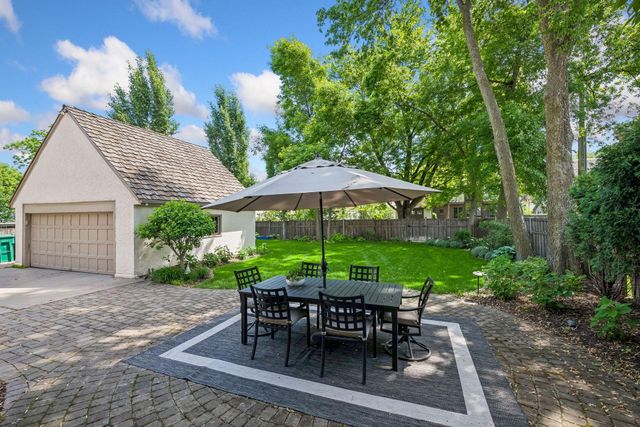 4517 Wooddale Avenue, Edina, MN 55424