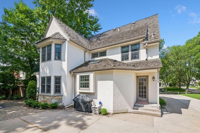 4517 Wooddale Avenue, Edina, MN 55424