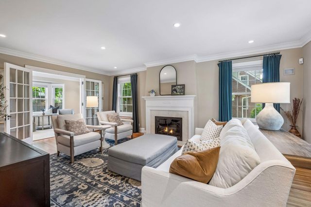 4517 Wooddale Avenue, Edina, MN 55424