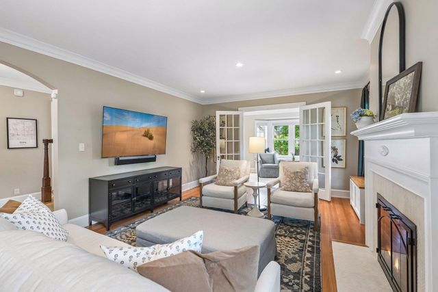 4517 Wooddale Avenue, Edina, MN 55424